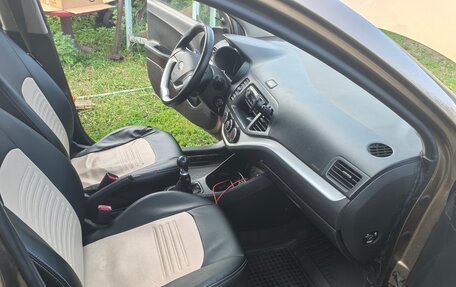 KIA Picanto II, 2013 год, 700 000 рублей, 11 фотография