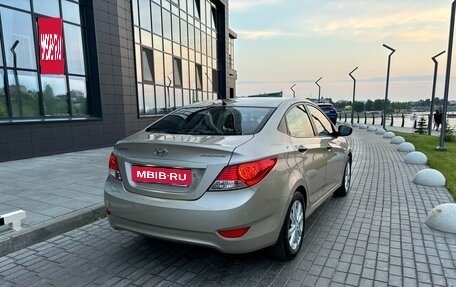 Hyundai Solaris II рестайлинг, 2011 год, 680 000 рублей, 4 фотография