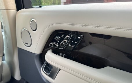 Land Rover Range Rover IV рестайлинг, 2019 год, 10 200 000 рублей, 20 фотография
