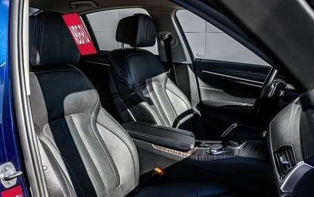 BMW 5 серия, 2018 год, 3 990 000 рублей, 18 фотография