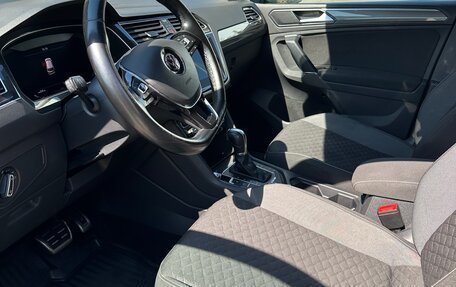 Volkswagen Tiguan II, 2018 год, 2 600 000 рублей, 7 фотография