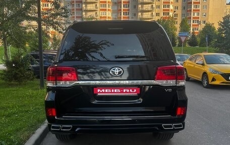 Toyota Land Cruiser 200, 2011 год, 3 995 000 рублей, 5 фотография