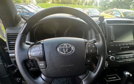 Toyota Land Cruiser 200, 2011 год, 3 995 000 рублей, 10 фотография