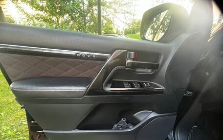 Toyota Land Cruiser 200, 2011 год, 3 995 000 рублей, 9 фотография