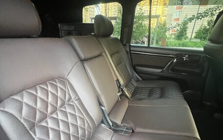 Toyota Land Cruiser 200, 2011 год, 3 995 000 рублей, 19 фотография