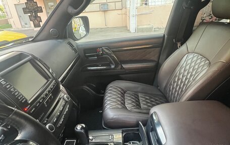 Toyota Land Cruiser 200, 2011 год, 3 995 000 рублей, 22 фотография