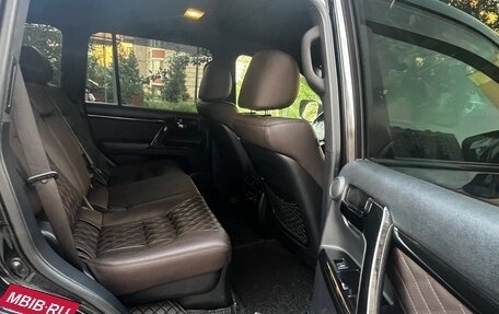Toyota Land Cruiser 200, 2011 год, 3 995 000 рублей, 20 фотография