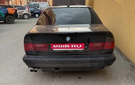 BMW 5 серия, 1989 год, 292 000 рублей, 3 фотография