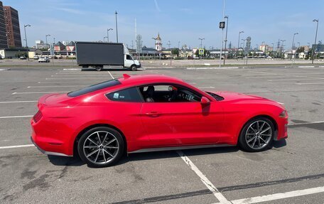 Ford Mustang VI рестайлинг, 2021 год, 3 750 000 рублей, 1 фотография