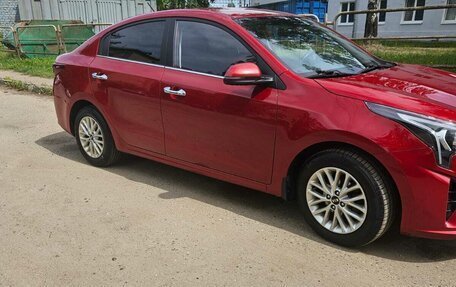 KIA Rio IV, 2020 год, 1 590 000 рублей, 1 фотография