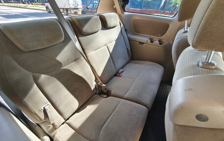Toyota Sienna II рестайлинг, 2004 год, 1 150 000 рублей, 17 фотография