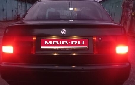 Volkswagen Passat B4, 1995 год, 450 000 рублей, 17 фотография