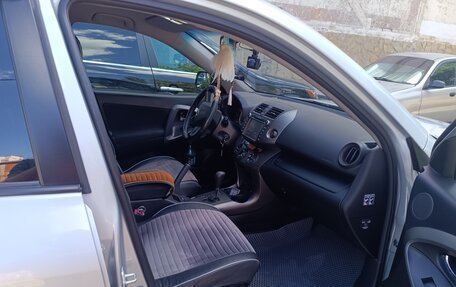 Toyota RAV4, 2011 год, 1 400 000 рублей, 4 фотография