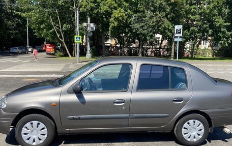 Renault Clio III, 2001 год, 300 000 рублей, 2 фотография