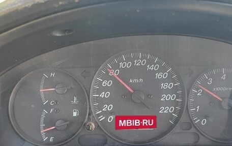 Mazda 323, 2002 год, 240 000 рублей, 10 фотография
