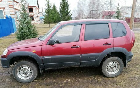 Chevrolet Niva I рестайлинг, 2009 год, 450 000 рублей, 2 фотография
