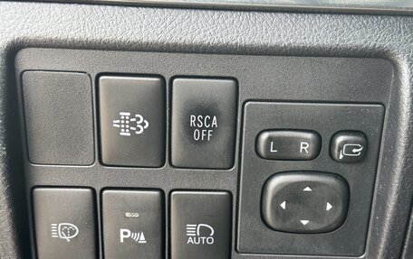 Toyota Land Cruiser 200, 2016 год, 4 899 990 рублей, 18 фотография