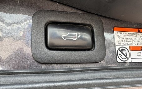 Toyota Land Cruiser 200, 2016 год, 4 899 990 рублей, 19 фотография