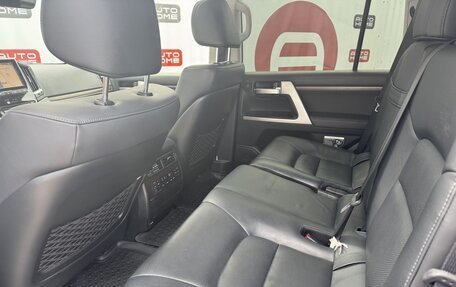 Toyota Land Cruiser 200, 2016 год, 4 899 990 рублей, 21 фотография