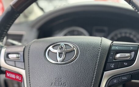 Toyota Land Cruiser 200, 2016 год, 4 899 990 рублей, 14 фотография