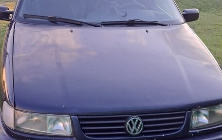 Volkswagen Passat B4, 1996 год, 150 000 рублей, 3 фотография