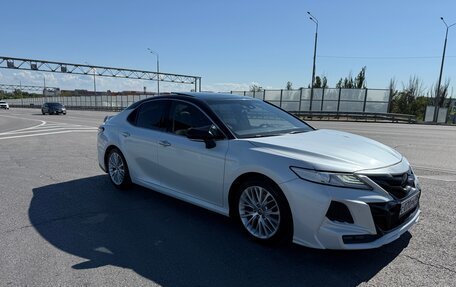 Toyota Camry, 2019 год, 2 900 000 рублей, 3 фотография