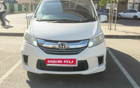 Honda Freed I, 2011 год, 1 060 000 рублей, 3 фотография