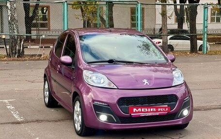 Peugeot 107 I рестайлинг, 2012 год, 499 000 рублей, 3 фотография