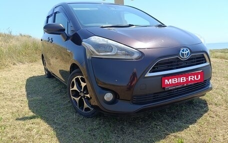 Toyota Sienta II, 2017 год, 1 450 000 рублей, 7 фотография