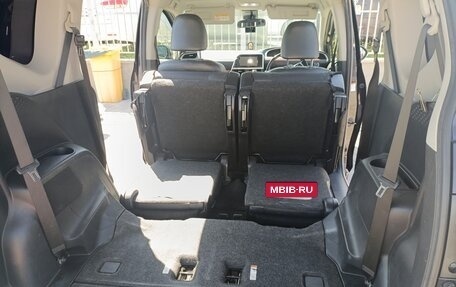 Toyota Sienta II, 2017 год, 1 450 000 рублей, 27 фотография