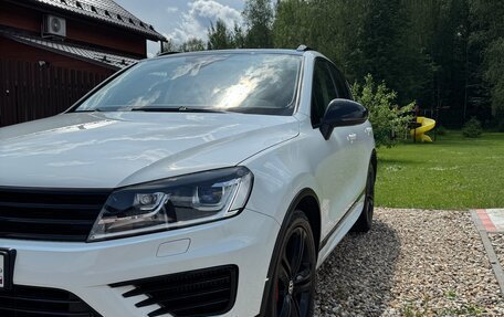 Volkswagen Touareg III, 2016 год, 3 500 000 рублей, 2 фотография