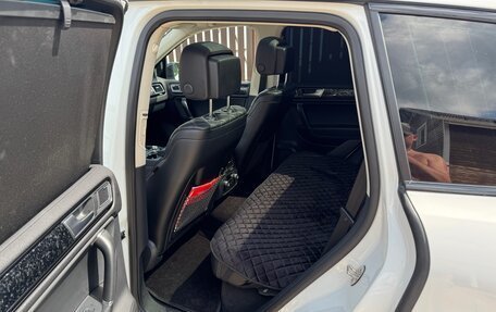 Volkswagen Touareg III, 2016 год, 3 500 000 рублей, 16 фотография