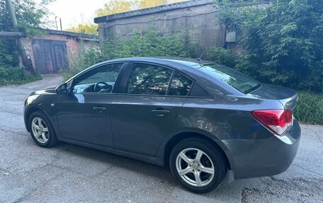 Chevrolet Cruze II, 2011 год, 550 000 рублей, 6 фотография