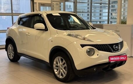 Nissan Juke II, 2011 год, 980 700 рублей, 3 фотография