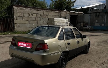 Daewoo Nexia I рестайлинг, 2010 год, 65 000 рублей, 4 фотография