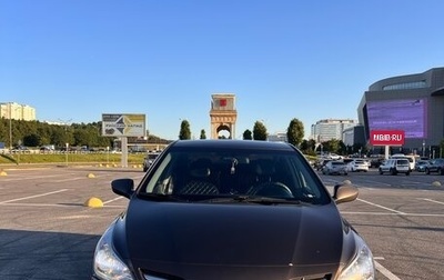 Hyundai Solaris II рестайлинг, 2016 год, 900 000 рублей, 1 фотография