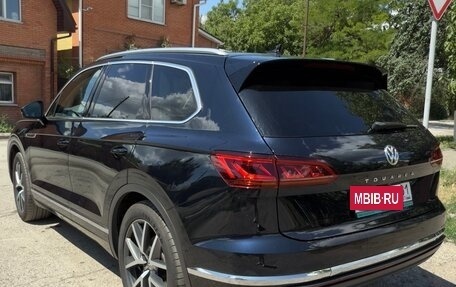 Volkswagen Touareg III, 2019 год, 5 600 000 рублей, 8 фотография