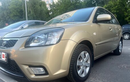 KIA Rio II, 2010 год, 780 000 рублей, 3 фотография