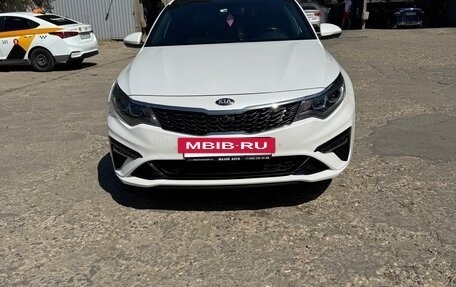 KIA Optima IV, 2019 год, 2 950 000 рублей, 2 фотография
