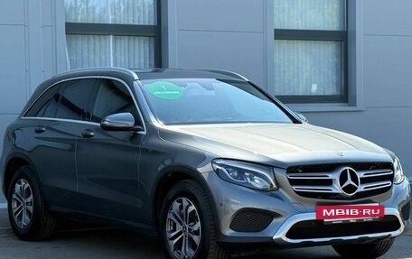 Mercedes-Benz GLC, 2018 год, 3 360 000 рублей, 3 фотография