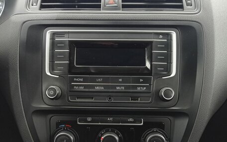 Volkswagen Jetta VI, 2016 год, 919 000 рублей, 12 фотография