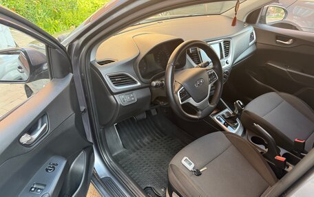 Hyundai Solaris II рестайлинг, 2017 год, 1 250 000 рублей, 4 фотография