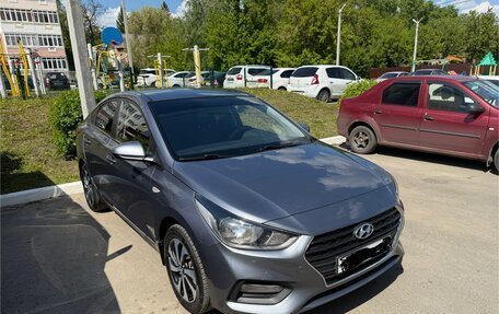 Hyundai Solaris II рестайлинг, 2017 год, 1 250 000 рублей, 2 фотография