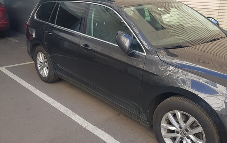 Volkswagen Passat B8 рестайлинг, 2019 год, 1 950 000 рублей, 2 фотография