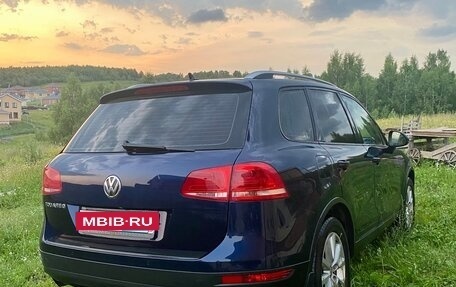 Volkswagen Touareg III, 2010 год, 1 800 000 рублей, 6 фотография