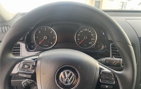 Volkswagen Touareg III, 2010 год, 1 800 000 рублей, 11 фотография