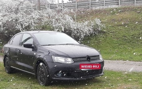 Volkswagen Polo VI (EU Market), 2012 год, 658 000 рублей, 3 фотография