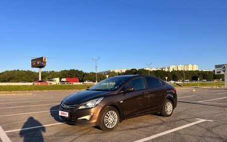 Hyundai Solaris II рестайлинг, 2016 год, 900 000 рублей, 3 фотография