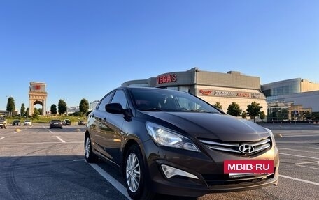Hyundai Solaris II рестайлинг, 2016 год, 900 000 рублей, 2 фотография