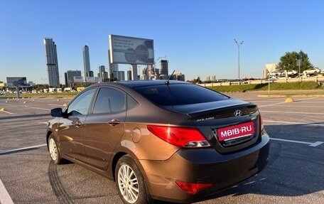 Hyundai Solaris II рестайлинг, 2016 год, 900 000 рублей, 5 фотография